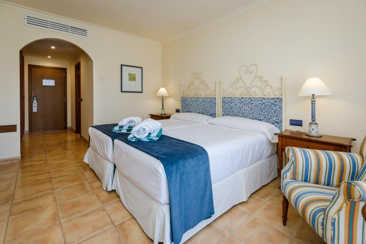 La Quinta Menorca By Portblue Boutique - Adults Only Hotel Son Xoriguer Exterior foto